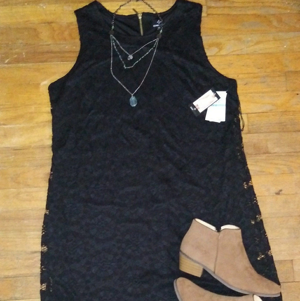 ✳️3️⃣/3️⃣0️⃣✳️Ronnie Nicole black lace dress